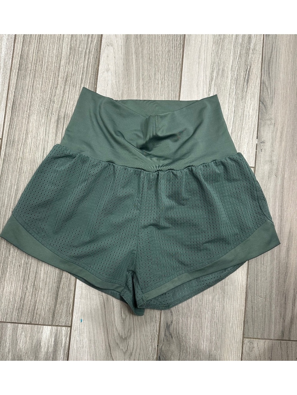 Halara Women's Athletic Mesh Shorts with High Waistband size XS